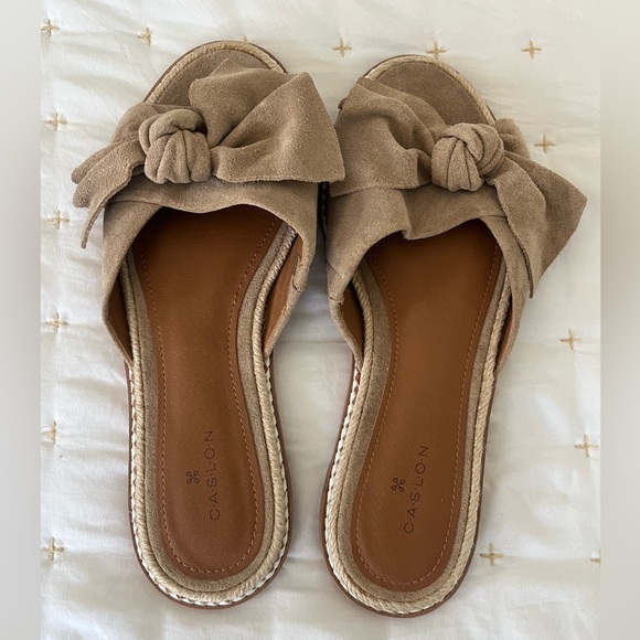 Caslon Darcie Bow Slide Sandal - Walnut Suede - Picture 3 of 7